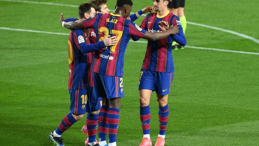 برشلونة