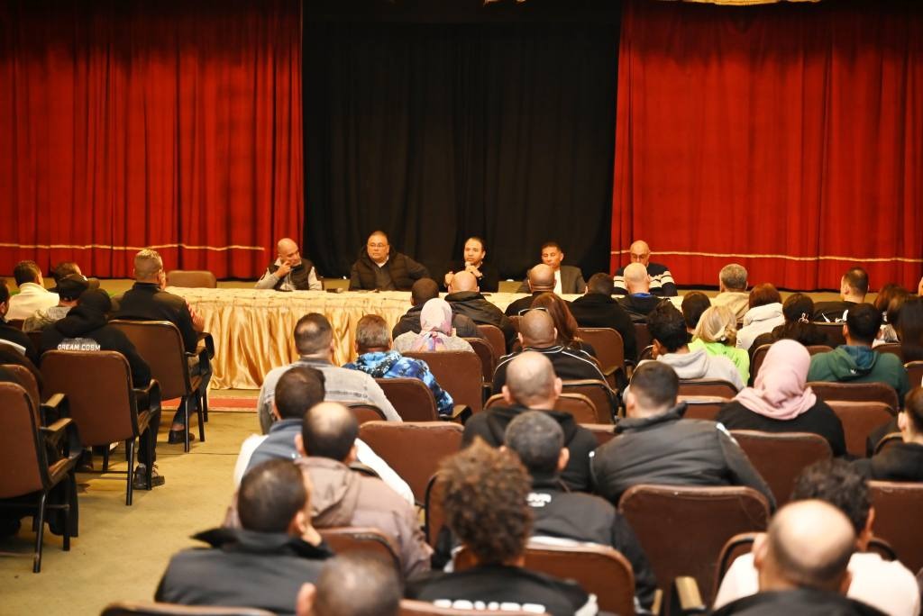 نادي الصيد يجتمع بالأجهزة الفنية والطبية ويشدد على الالتزام&nbsp;