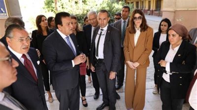 وزير الصحة يعقد اجتماعًا مع مؤسس مستشفيات إيطالية لبحث التعاون