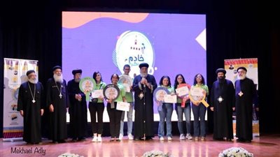 بحضور قداسة البابا.. افتتاح العام الدراسي الجديد وتخريج دفعة جديدة باكليريكية الإسكندرية 