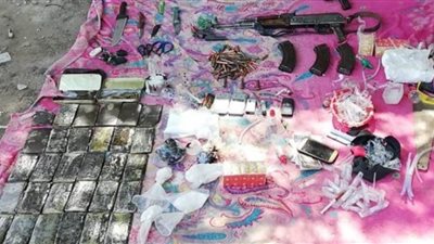 مصرع عنصرين شديدي الخطورة وضبط 3 آخرين عقب تبادل إطلاق النار مع الشرطة بسوهاج