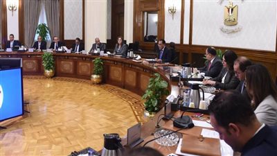  مدبولى يتابع مستجدات طرح حصص في بعض الفنادق التابعة لـ