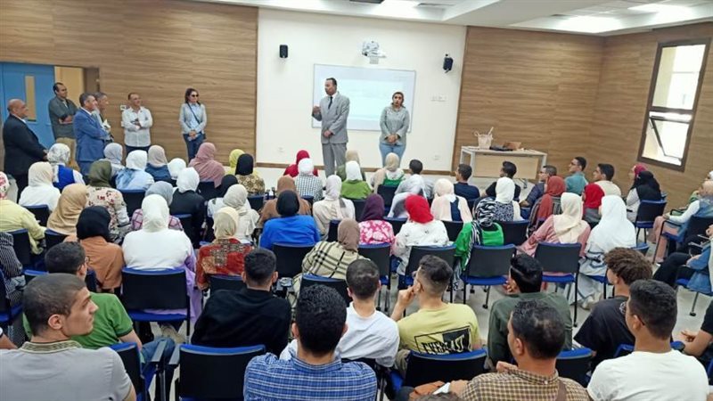 جولة رئيس الجامعة