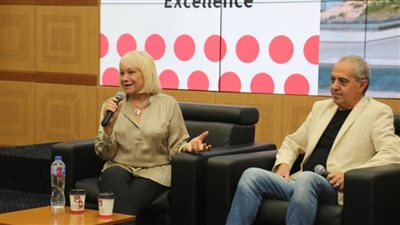 الجامعة المصرية اليابانية تكرم نورا أرماني ورئيس الإسكندرية السينمائي