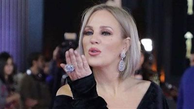 7 شخصيات مختلفة تجسدها شيرين رضا في 