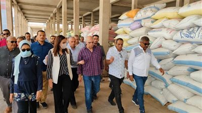 نائب محافظ البحيرة تتفقد شركة مضارب الأرز برشيد