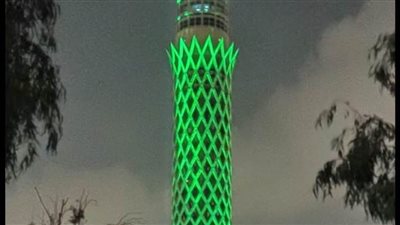 «الصحة» تضيء برج القاهرة باللون الأخضر احتفالًا باليوم العالمي للصحة النفسية