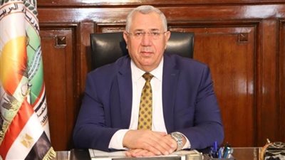    وزير الزراعة: استضافة مصر لمؤتمر المناخ فرصة لوضع الحلول لندرة المياه والطاقة والنظم الغذائية