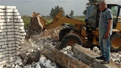 إزالة 42 حالة تعدٍ على الأراضي الزراعية وأملاك الدولة بالبحيرة