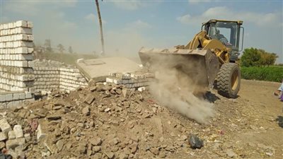 إزالة 53 حالة تعد على أملاك الدولة والأراضي الزراعية في 4 مراكز بالمنيا