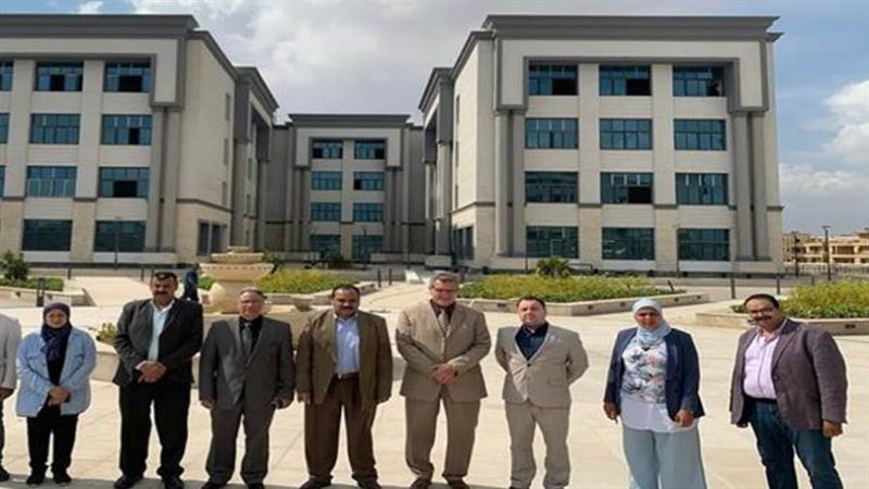 جانب من الزيارة