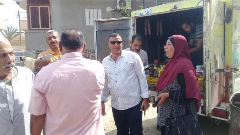 الكشف الطبى على المواطنين