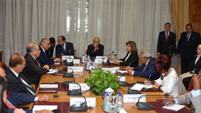 توقيع بيان مبادرة القضاء على الجوع في المنطقة بالجامعة العربية