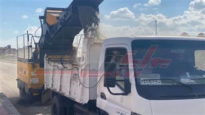 حملات نظافة مكبرة بشوارع وميادين كفر الشيخ 