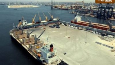  رئيس ميناء الإسكندرية: الموانئ المصرية لم تتأثر بأكثر من 3% من حجم التداول خلال كورونا