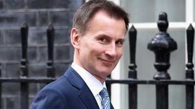 الحكومة البريطانية: جيريمي هانت يتولى حقيبة وزارة الخزانة خلفا لكوارتنج