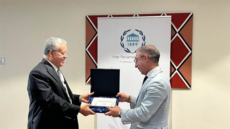 خلال اللقاء