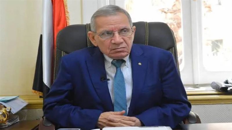 الدكتور محمد مجاهد