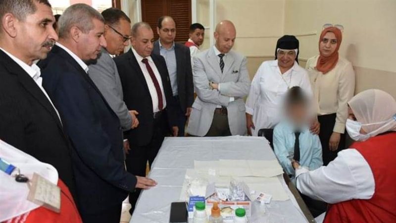 جانب من الكشف علي