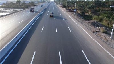 صيانة وتطوير الطريق 