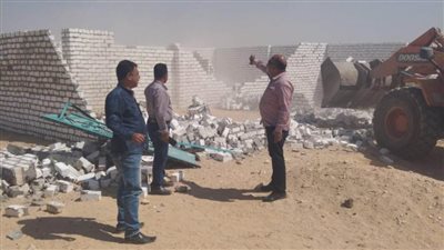 إزالة 17حالة تعدٍ على أملاك دولة وزراعة بمركزي أسيوط وأبنوب 
