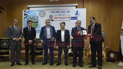 عميد كلية العلوم: الطالب لا بد أن يكون خير ممثل للجامعة 