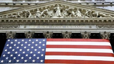 وول ستريت جورنال: الولايات المتحدة قد تواجه ركودا اقتصاديا في الأشهر الـ 12 المقبلة