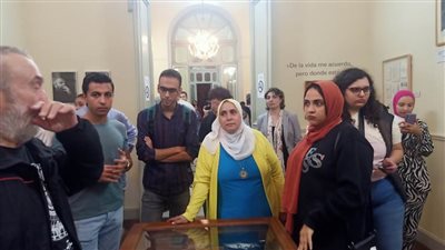 معهد ثربانتس بالإسكندرية يفتتح معرض خيامي خيل 