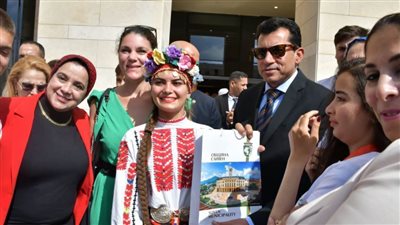 وزير الشباب والرياضة يلتقي وفود مهرجان أطفال العالم في نسخته الثالثة  (صور)