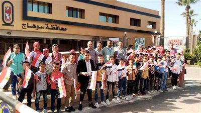 سوهاج تنظم زيارات للمعالم السياحية والأثرية لطلاب المدارس 