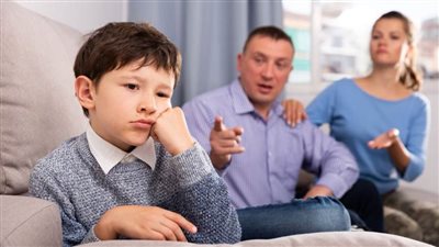 دراسة: التربية الصارمة أو القاسية تزيد من خطر إصابة الطفل بالاكتئاب