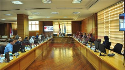 رئيس جامعة كفر الشيخ يترأس اجتماع مجلس الدراسات العليا والبحوث 