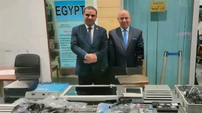 جمارك مطار برج العرب