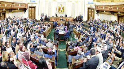 بعد موافقة النواب.. حقائق قرار استيراد المصريين بالخارج لسيارة معفاة من الضرائب والرسوم