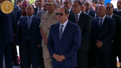 الرئيس السيسي يشدد على حماية العاملين في مشروع الرمال السوداء