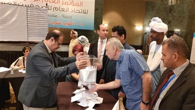 انتخابات الرئيس والأمانة العامة لاتحاد الصحفيين اليوم