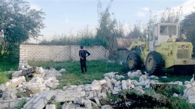 إزالة 71 حالة تعد على أملاك الدولة والأراضي الزراعية بدمياط