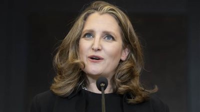 نائبة رئيس الوزراء الكندية: العالم مقبل على تباطؤ اقتصادي