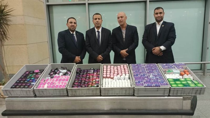 جمارك مطار برج العرب