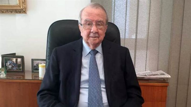 رئيس اتحاد رجال الأعمال