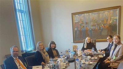 السفير المصري في هلسنكي يلتقي مع وزيرة البيئة والمناخ الفنلندية
