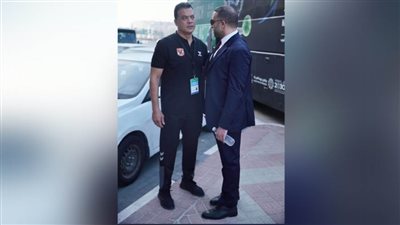 تحرك رجال يد الأهلي إلى ملعب مباراة بنفيكا