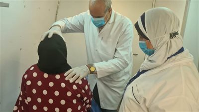 الكشف على ١٦١٨ مواطنًا في قافلة طبية مجانية بقرية النجاح بالبحيرة