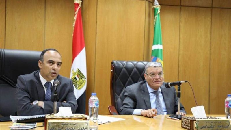 محافظ المنيا ونايبه