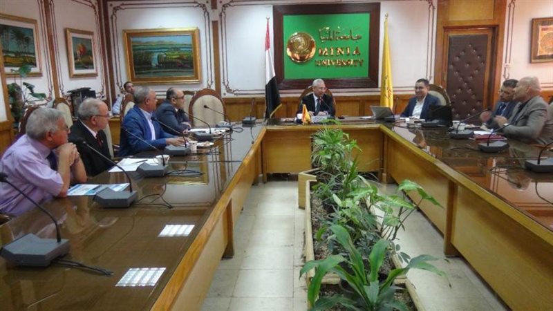 الدكتور عصام فرحات