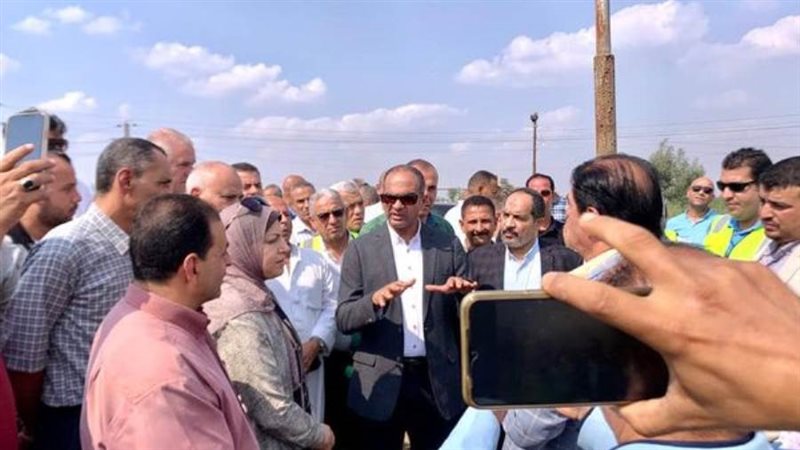 مسؤولو الاسكان خلال