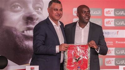 ديفيد ديفيز: تولي القيادة الفنية للمنتخب تسهل مهمتي مع يد الأهلي