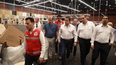 وزير الصحة يتفقد العيادات الطبية بمركز مؤتمرات شرم الشيخ