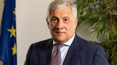 شكري يهنئ وزير الخارجية الإيطالي على توليه مهام منصبه الجديد 