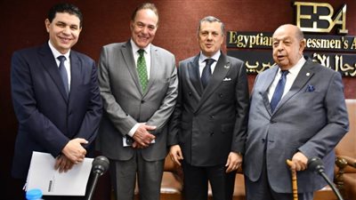 وزير السياحة يلتقي جمعية رجال الأعمال المصريين